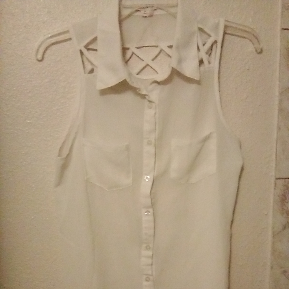 Sleeveless Top